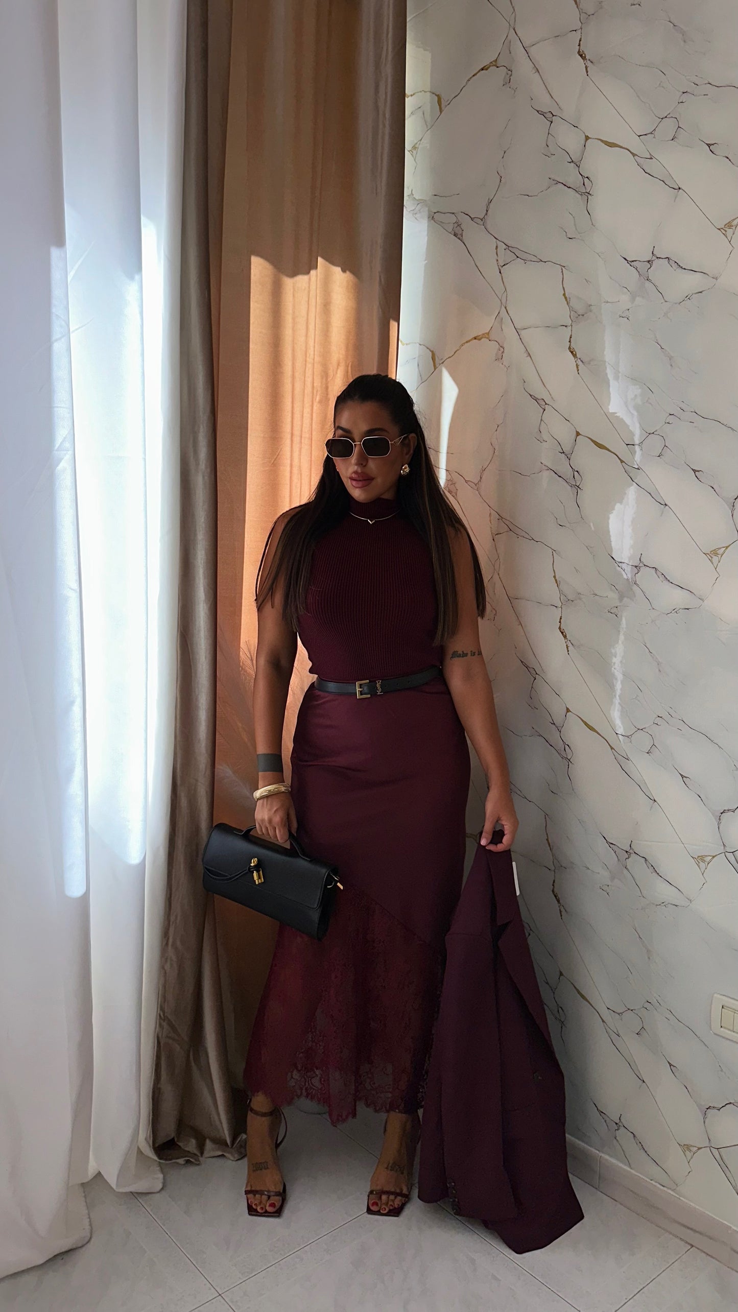 GONNA SATEN CON PIZZO BORDEAUX