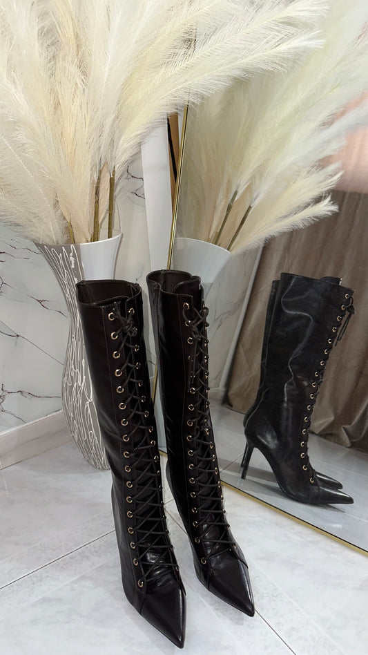 STIVALI CON TACCO IN ECOPELLE STRINGATI CHOCOLATE