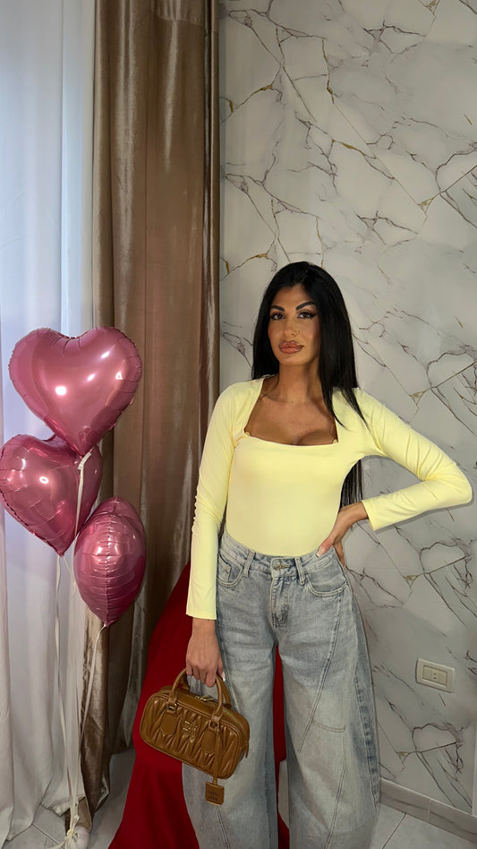 BODY REBBY YELLOW